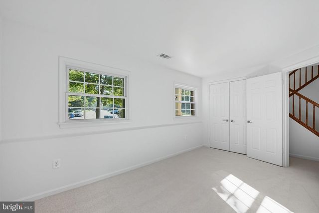 10196 RED SPRUCE RD, Fairfax, VA 22032