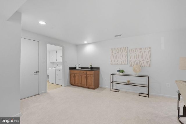 10196 RED SPRUCE RD, Fairfax, VA 22032