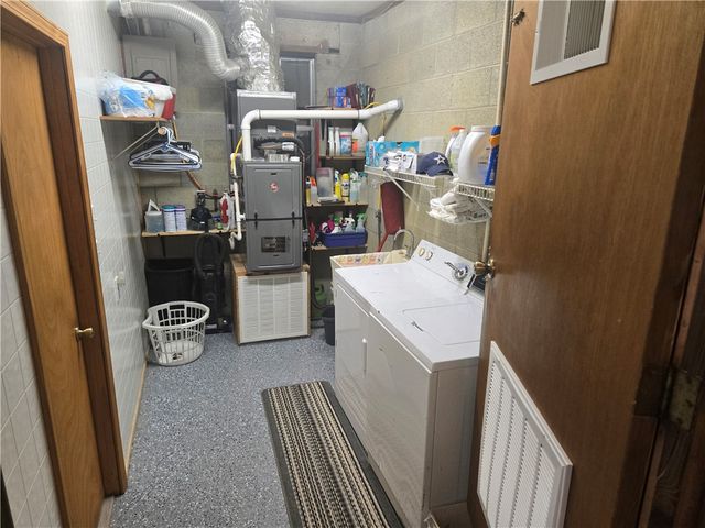 1104 College Avenue, Berryville, AR 72616