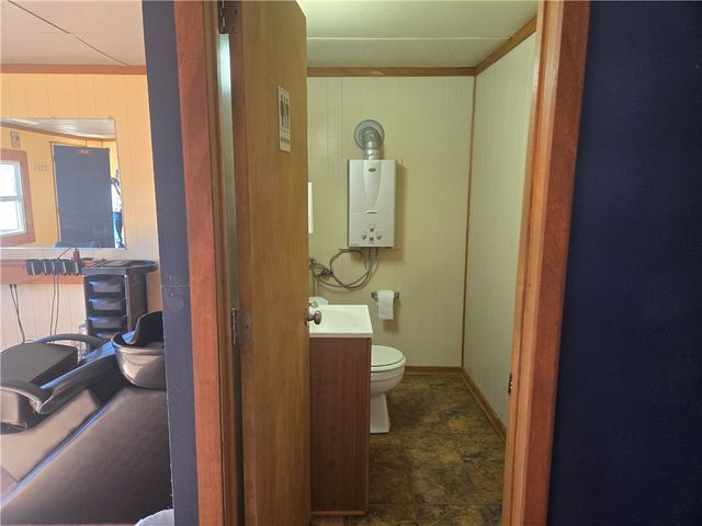 1104 College Avenue, Berryville, AR 72616