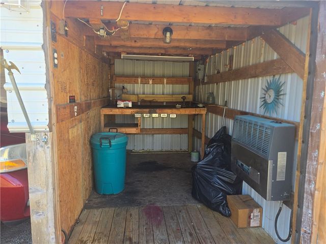 1104 College Avenue, Berryville, AR 72616