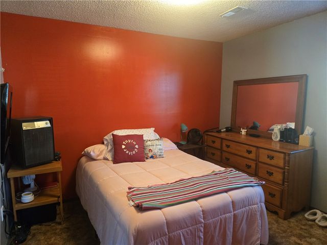 1104 College Avenue, Berryville, AR 72616