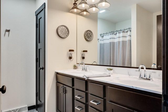 2012 Elinor LANE, Holmen, WI 54636