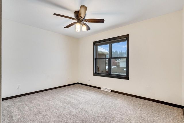 2012 Elinor LANE, Holmen, WI 54636