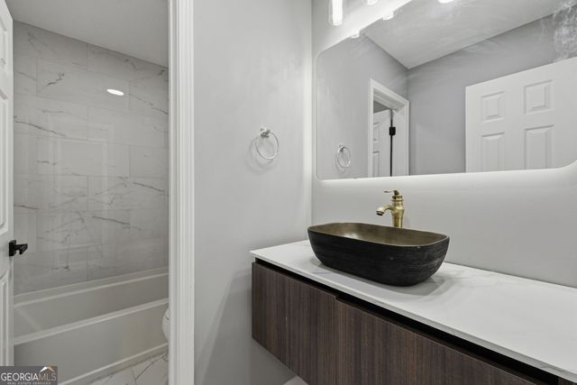 6248 Marbut Farms Lane, Lithonia, GA 30058