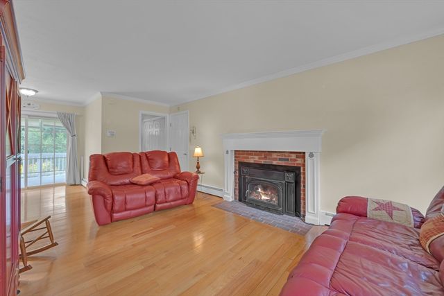 1 Deer Run Rd, Spencer, MA 01562