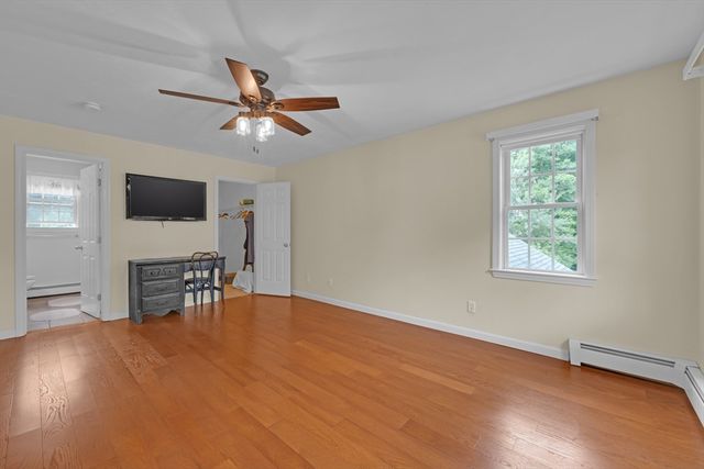 1 Deer Run Rd, Spencer, MA 01562