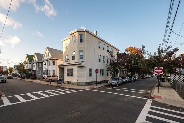 38-40 Union St 1, Everett, MA 02149