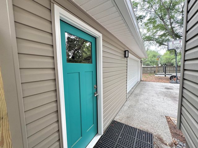 1519 Rifle Range Road, Mount Pleasant, SC 29464