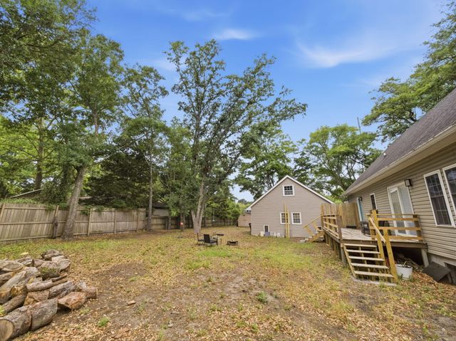 1519 Rifle Range Road, Mount Pleasant, SC 29464