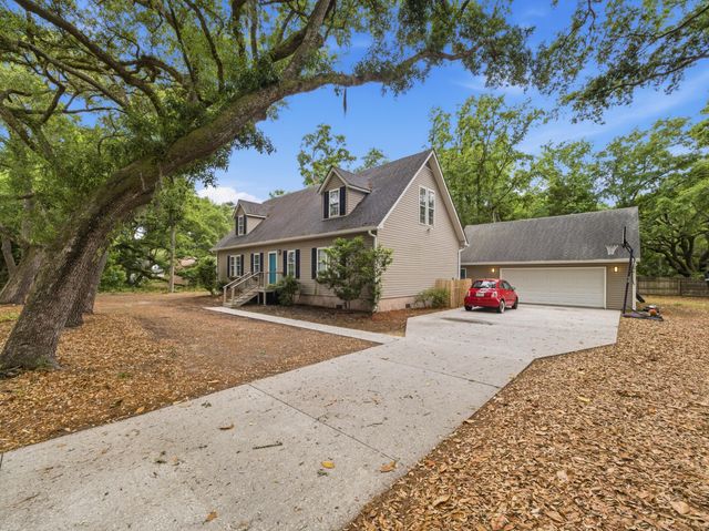 1519 Rifle Range Road, Mount Pleasant, SC 29464