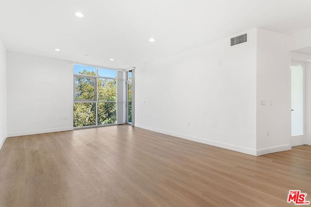 160 Chestnut Street 401, Pasadena, CA 91103