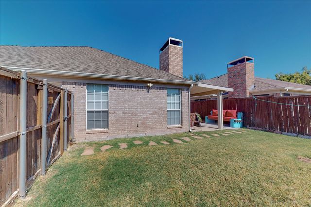 10416 Winners Drive, Irving, TX 75063