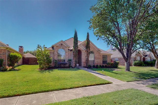 10416 Winners Drive, Irving, TX 75063