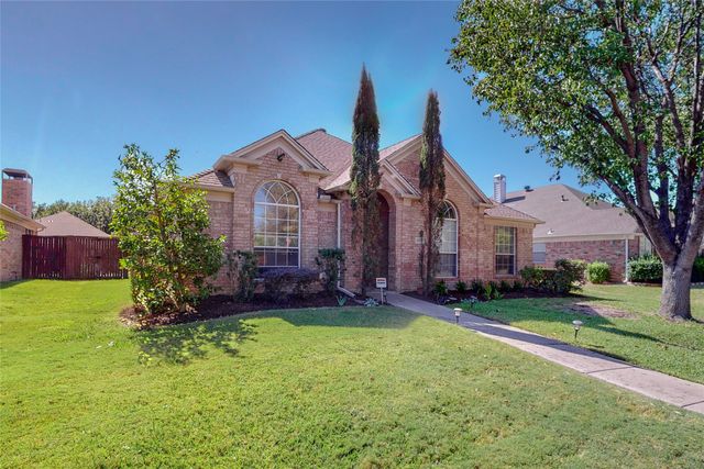 10416 Winners Drive, Irving, TX 75063