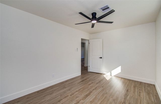 2810 Spa Drive, Deer Park, TX 77536