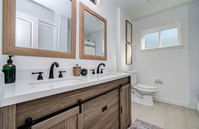 2810 Spa Drive, Deer Park, TX 77536