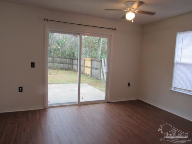 10509 Senegal Dr, Pensacola, FL 32534