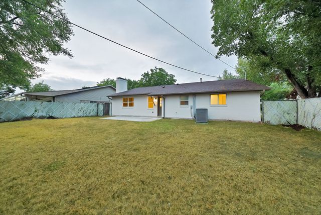 3206 Griffiths Drive, Irving, TX 75061