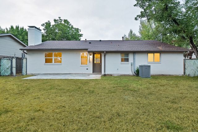 3206 Griffiths Drive, Irving, TX 75061