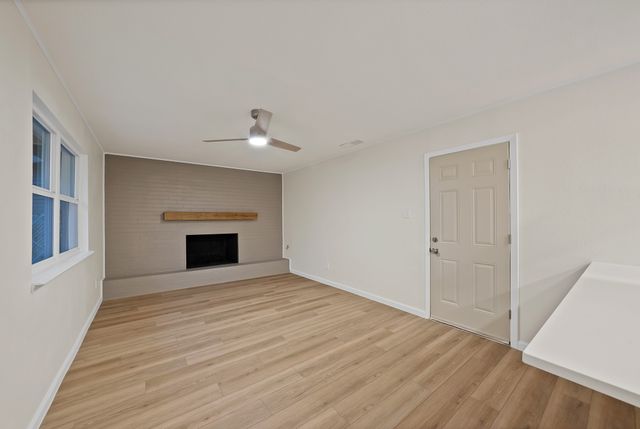 3206 Griffiths Drive, Irving, TX 75061