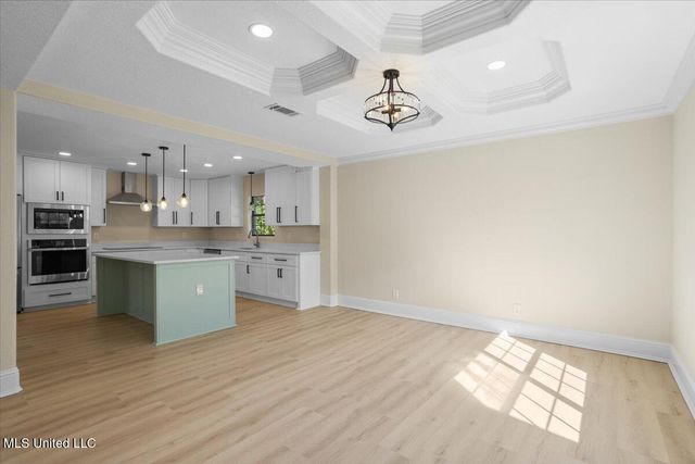 749 E North Street, Pass Christian, MS 39571