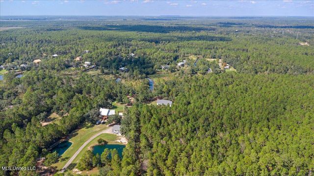 749 E North Street, Pass Christian, MS 39571