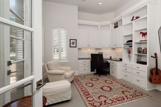 10 Norlund Way, The Woodlands, TX 77382