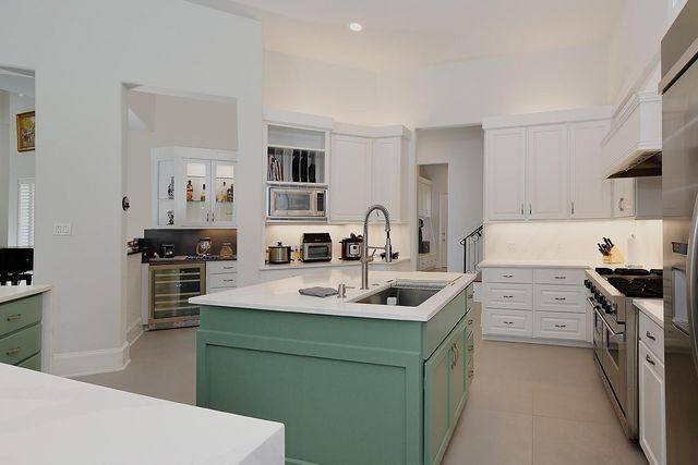 10 Norlund Way, The Woodlands, TX 77382