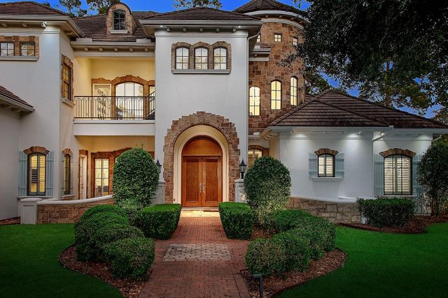 10 Norlund Way, The Woodlands, TX 77382