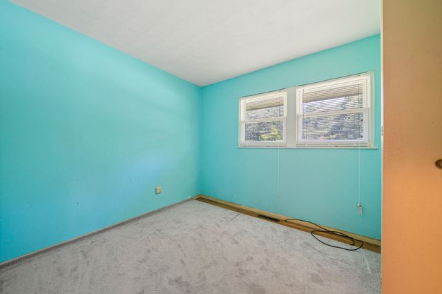 69 Pilgrim Rd, Pembroke, MA 02359