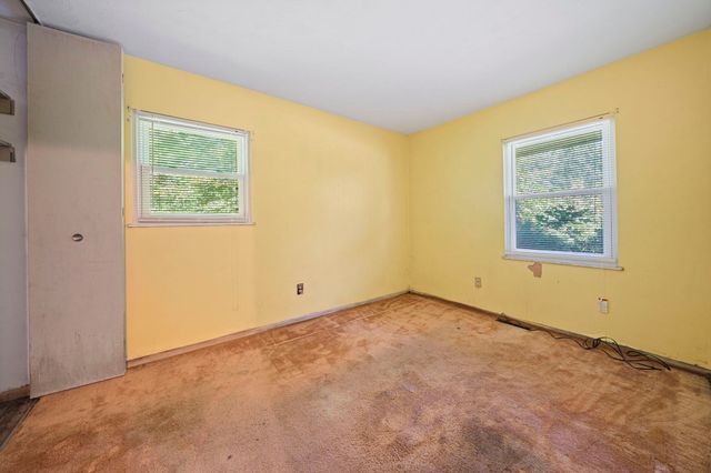 69 Pilgrim Rd, Pembroke, MA 02359