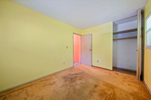 69 Pilgrim Rd, Pembroke, MA 02359
