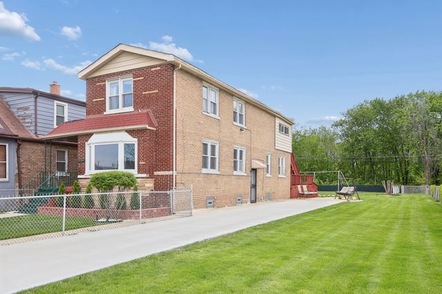 9754 S Harvard Avenue, Chicago, IL 60628