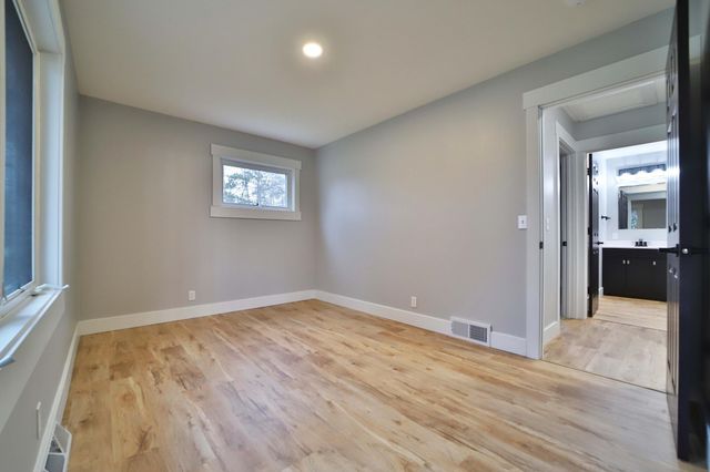 1005 N Street NE, Brainerd, MN 56401