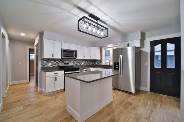 1005 N Street NE, Brainerd, MN 56401