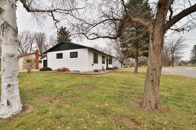 1005 N Street NE, Brainerd, MN 56401