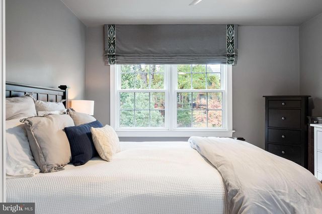 822 S ROYAL ST, Alexandria, VA 22314