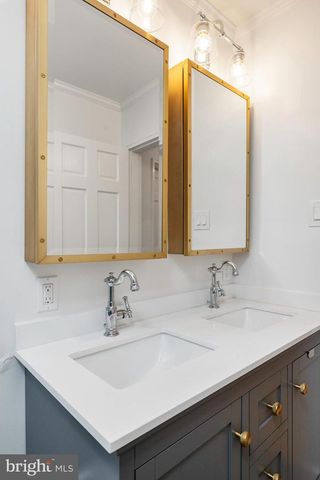 822 S ROYAL ST, Alexandria, VA 22314