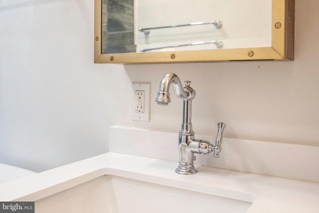 822 S ROYAL ST, Alexandria, VA 22314