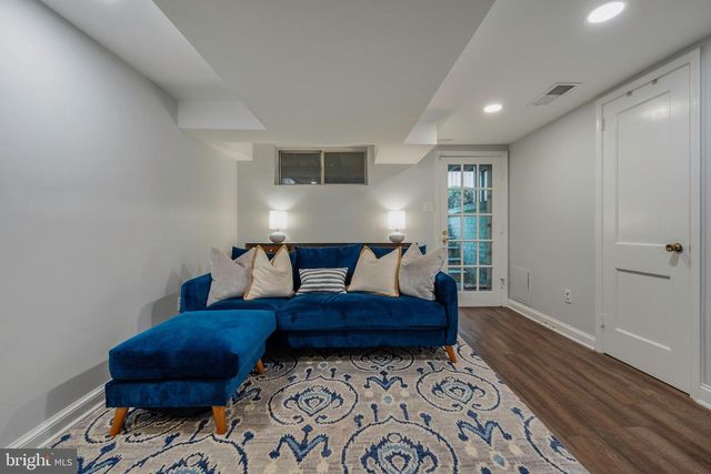 822 S ROYAL ST, Alexandria, VA 22314