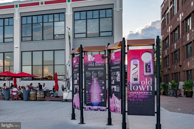 822 S ROYAL ST, Alexandria, VA 22314