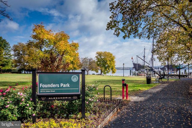 822 S ROYAL ST, Alexandria, VA 22314