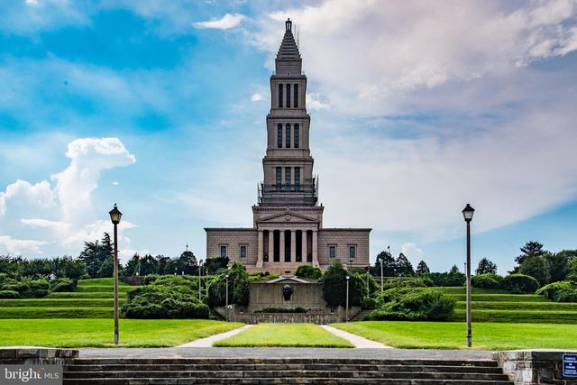 822 S ROYAL ST, Alexandria, VA 22314