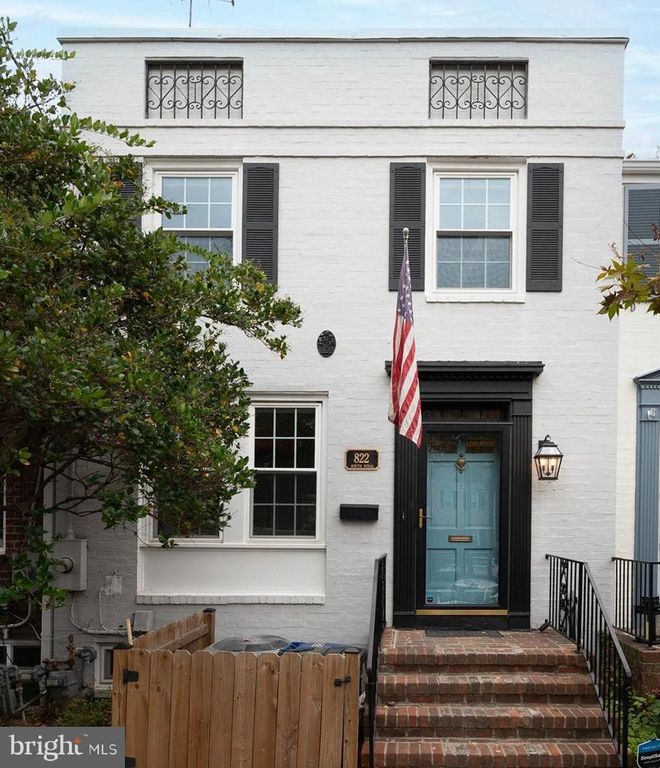 822 S ROYAL ST, Alexandria, VA 22314