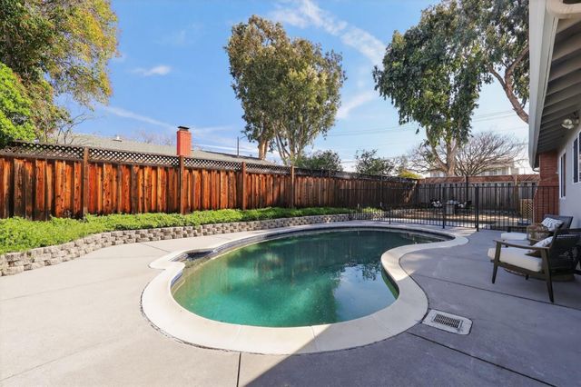 1402 Almanor Court, San Jose, CA 95132