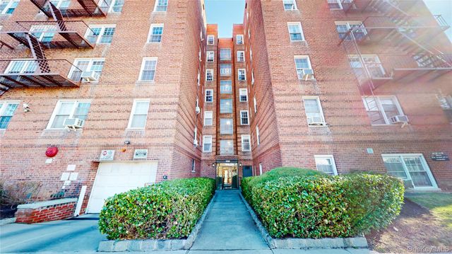 85-04 63rd Drive 6E, Rego Park, NY 11374