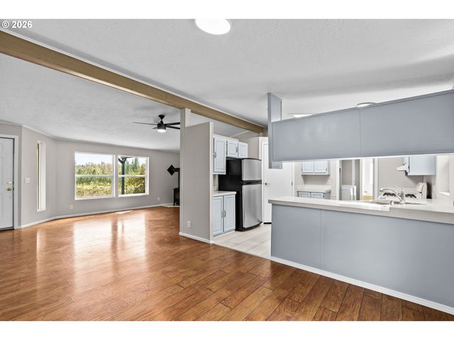 86313 SANFORD Rd, Eugene, OR 97402