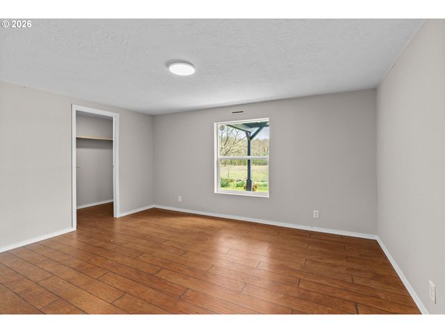 86313 SANFORD Rd, Eugene, OR 97402