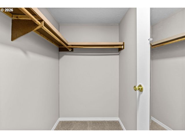 86313 SANFORD Rd, Eugene, OR 97402